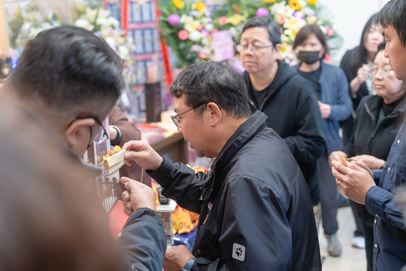 喪禮遺照拍攝