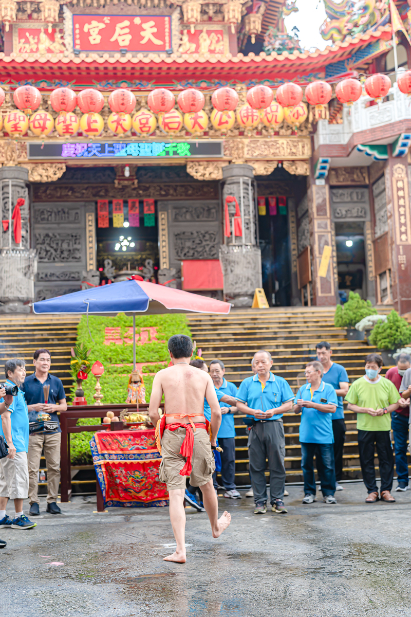 廟會現場拍照