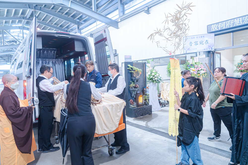 高雄喪禮遺照拍攝