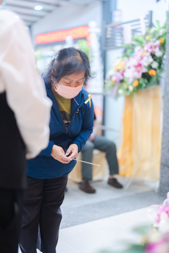 台中喪禮遺照拍攝
