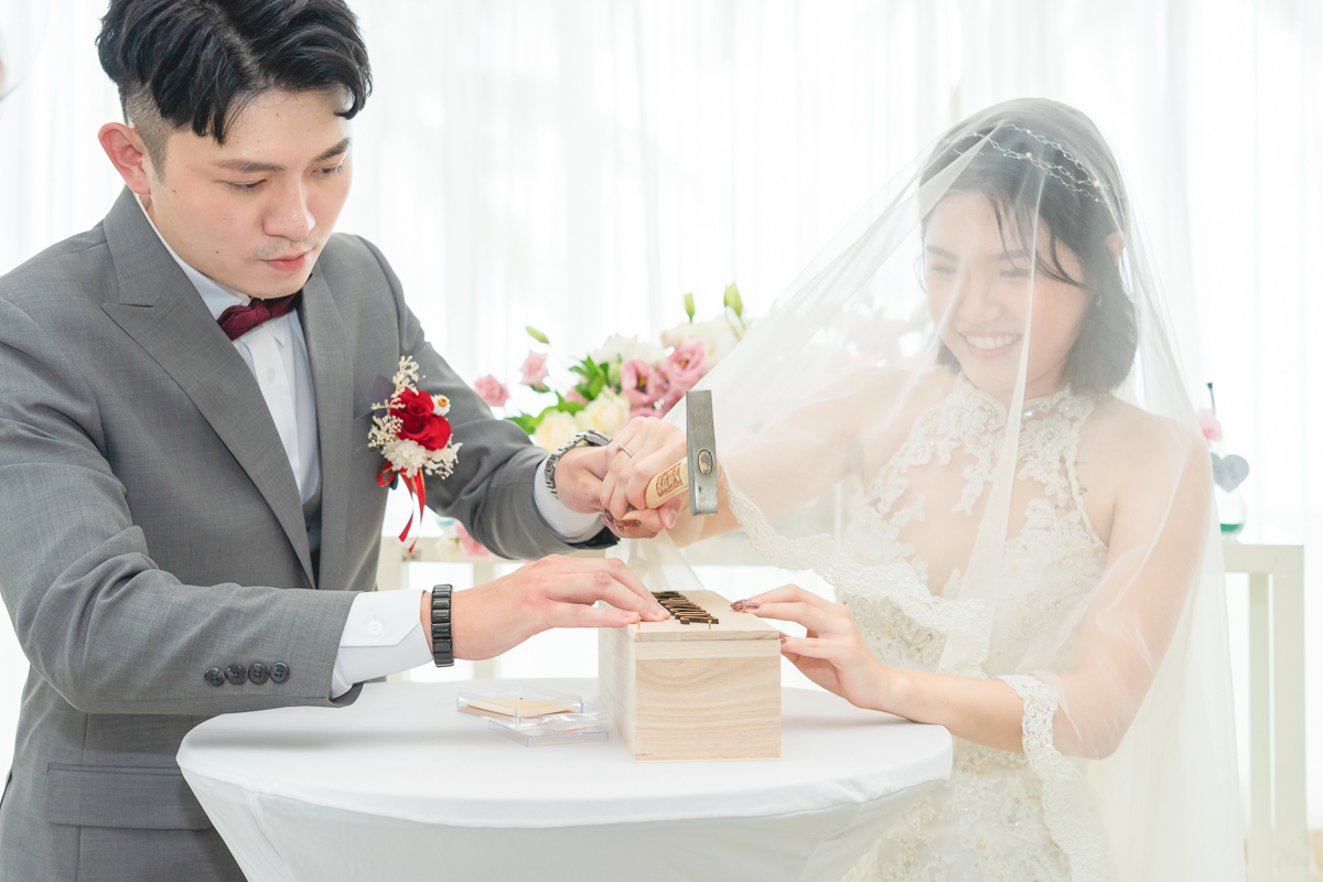 婚禮紀錄、婚攝、婚禮錄影、婚禮拍照、婚錄、婚紗攝影、婚禮攝影師、高雄婚攝、台南婚攝、台中婚攝、台北婚攝、高雄婚錄、台南婚錄