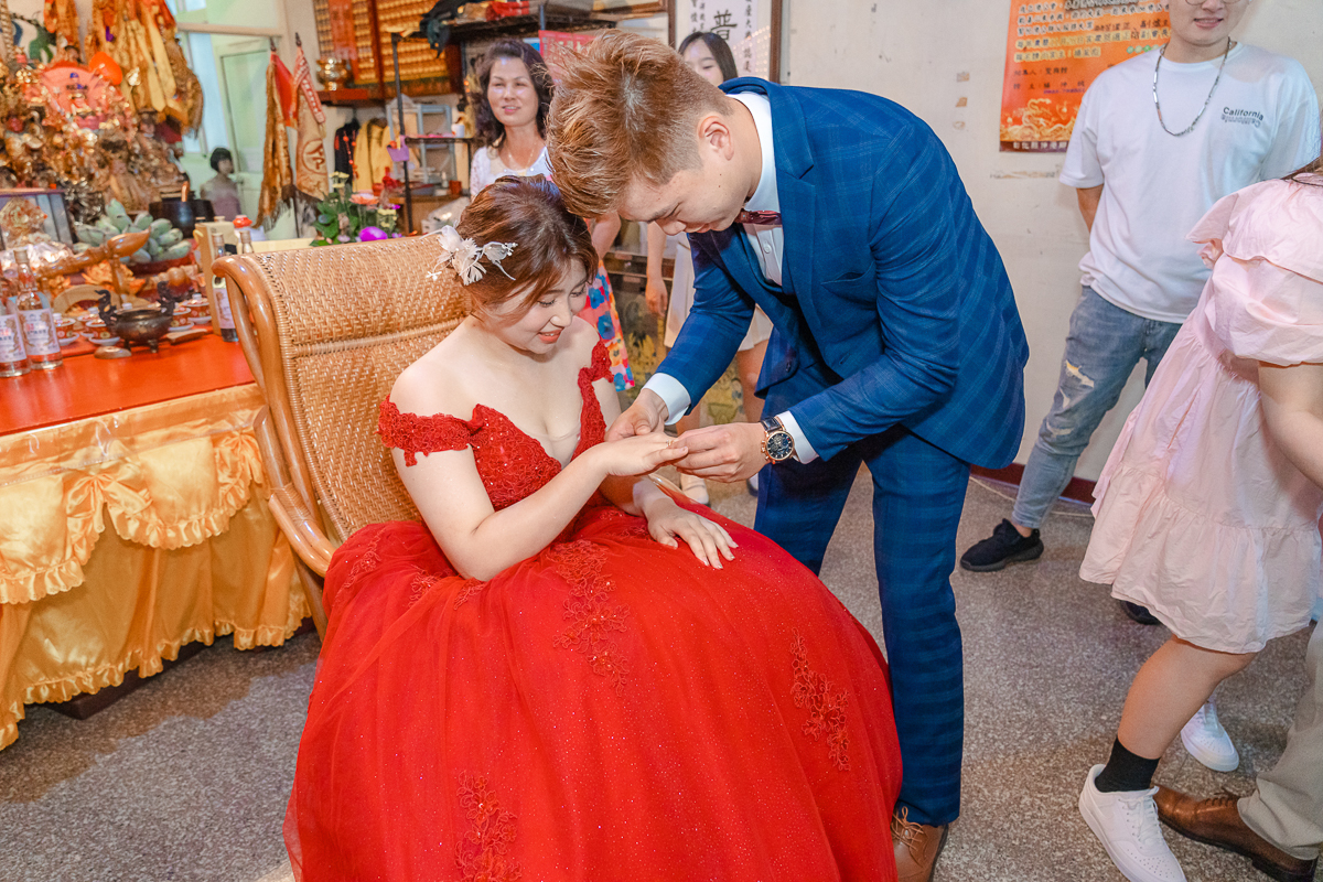 婚禮紀錄、婚攝、婚禮錄影、婚禮拍照、婚錄、婚紗攝影、婚禮攝影師、高雄婚攝、台南婚攝、台中婚攝、台北婚攝、高雄婚錄、台南婚錄