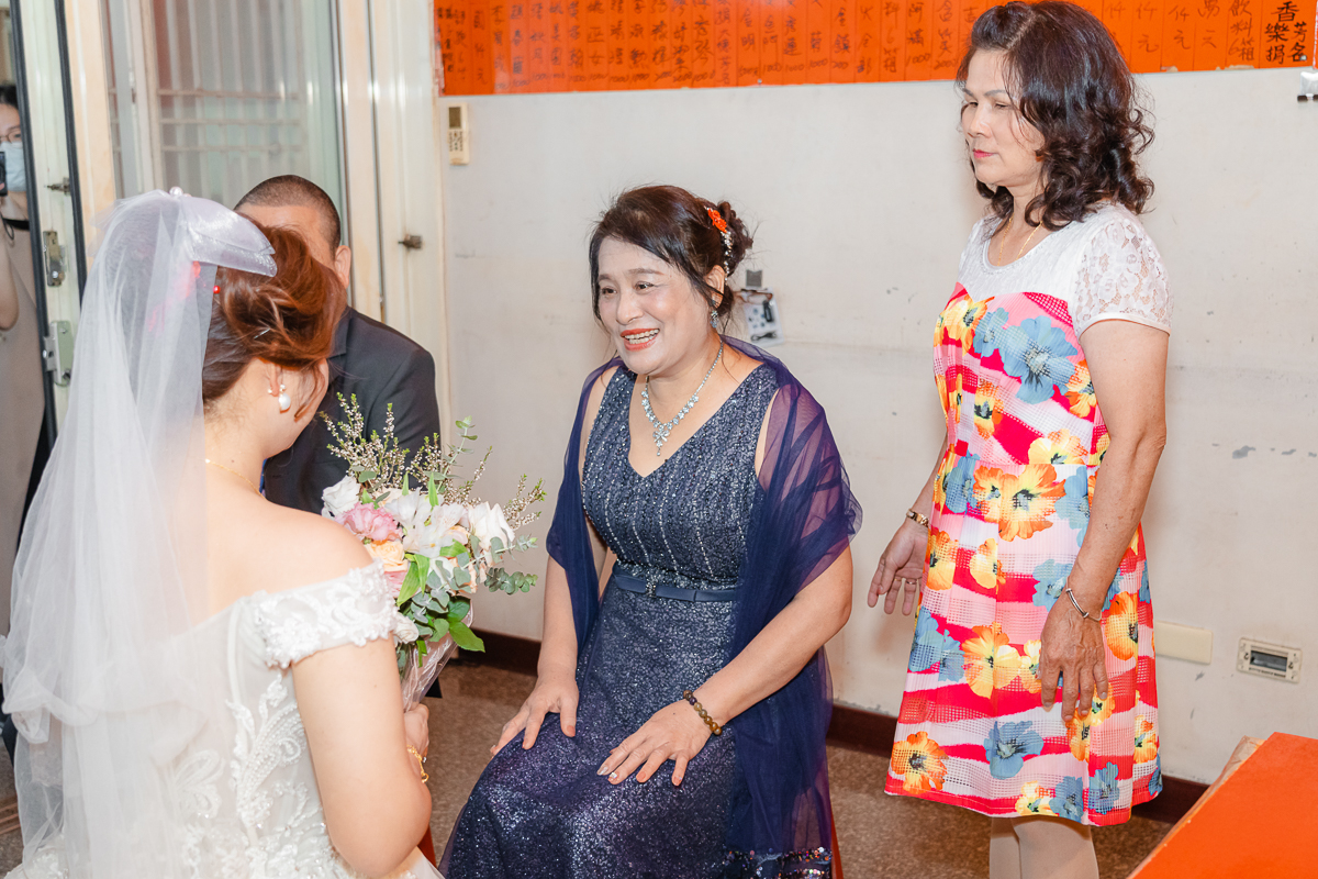 婚禮紀錄、婚攝、婚禮錄影、婚禮拍照、婚錄、婚紗攝影、婚禮攝影師、高雄婚攝、台南婚攝、台中婚攝、台北婚攝、高雄婚錄、台南婚錄