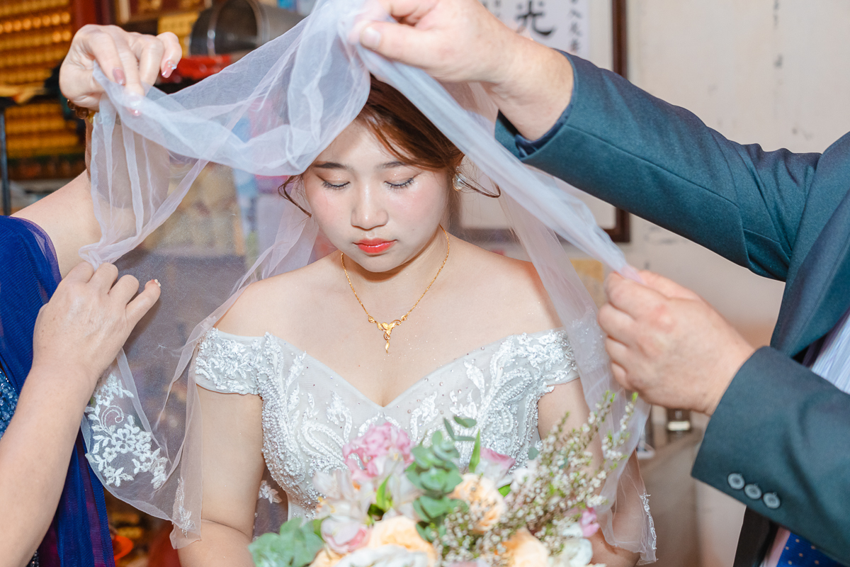 婚禮紀錄、婚攝、婚禮錄影、婚禮拍照、婚錄、婚紗攝影、婚禮攝影師、高雄婚攝、台南婚攝、台中婚攝、台北婚攝、高雄婚錄、台南婚錄