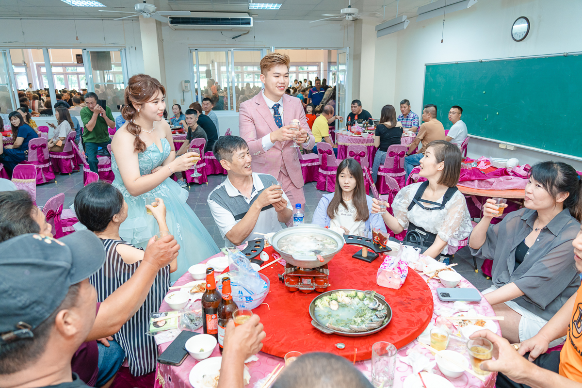 婚禮紀錄、婚攝、婚禮錄影、婚禮拍照、婚錄、婚紗攝影、婚禮攝影師、高雄婚攝、台南婚攝、台中婚攝、台北婚攝、高雄婚錄、台南婚錄