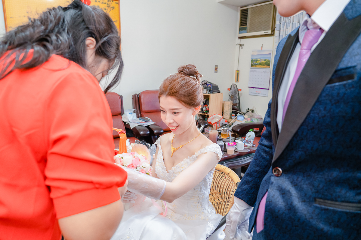 婚禮紀錄、婚攝、婚禮錄影、婚禮拍照、婚錄、婚紗攝影、婚禮攝影師、高雄婚攝、台南婚攝、台中婚攝、台北婚攝、高雄婚錄、台南婚錄