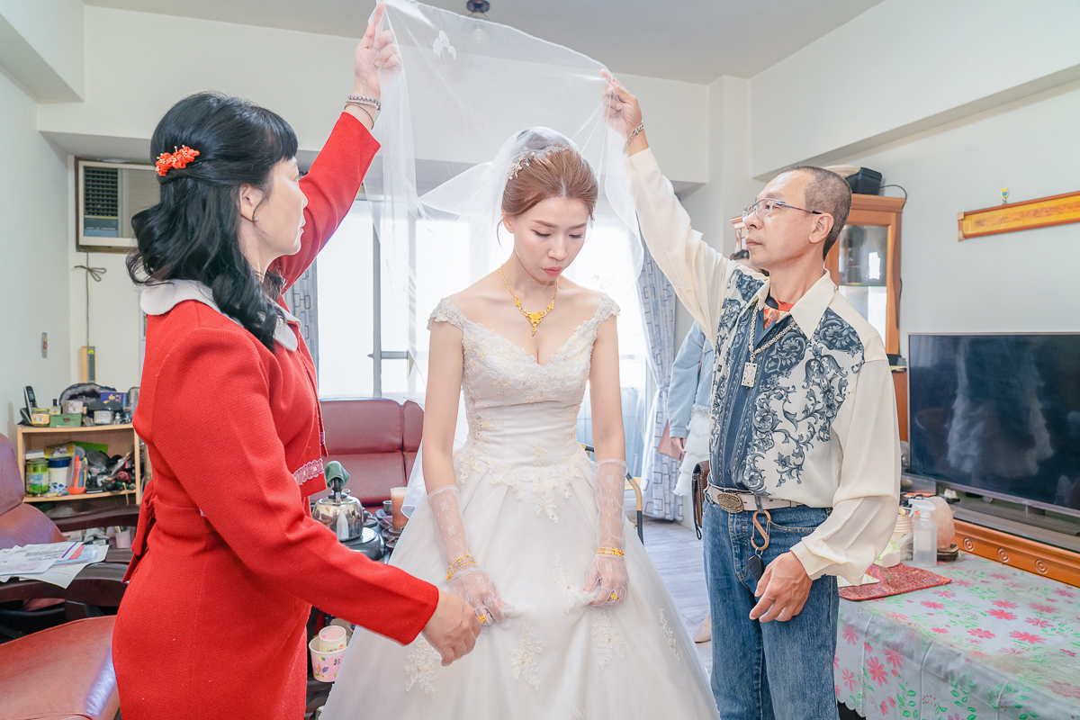 婚禮紀錄、婚攝、婚禮錄影、婚禮拍照、婚錄、婚紗攝影、婚禮攝影師、高雄婚攝、台南婚攝、台中婚攝、台北婚攝、高雄婚錄、台南婚錄