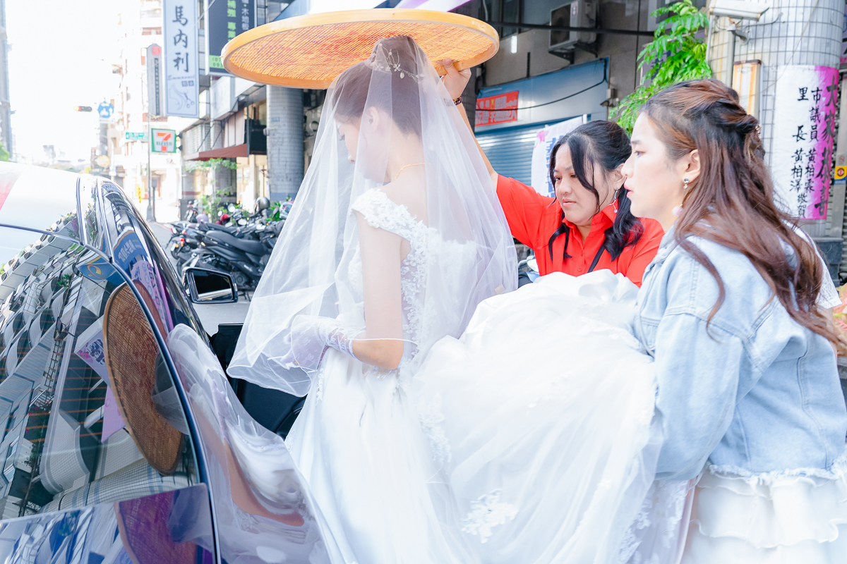 婚禮紀錄、婚攝、婚禮錄影、婚禮拍照、婚錄、婚紗攝影、婚禮攝影師、高雄婚攝、台南婚攝、台中婚攝、台北婚攝、高雄婚錄、台南婚錄