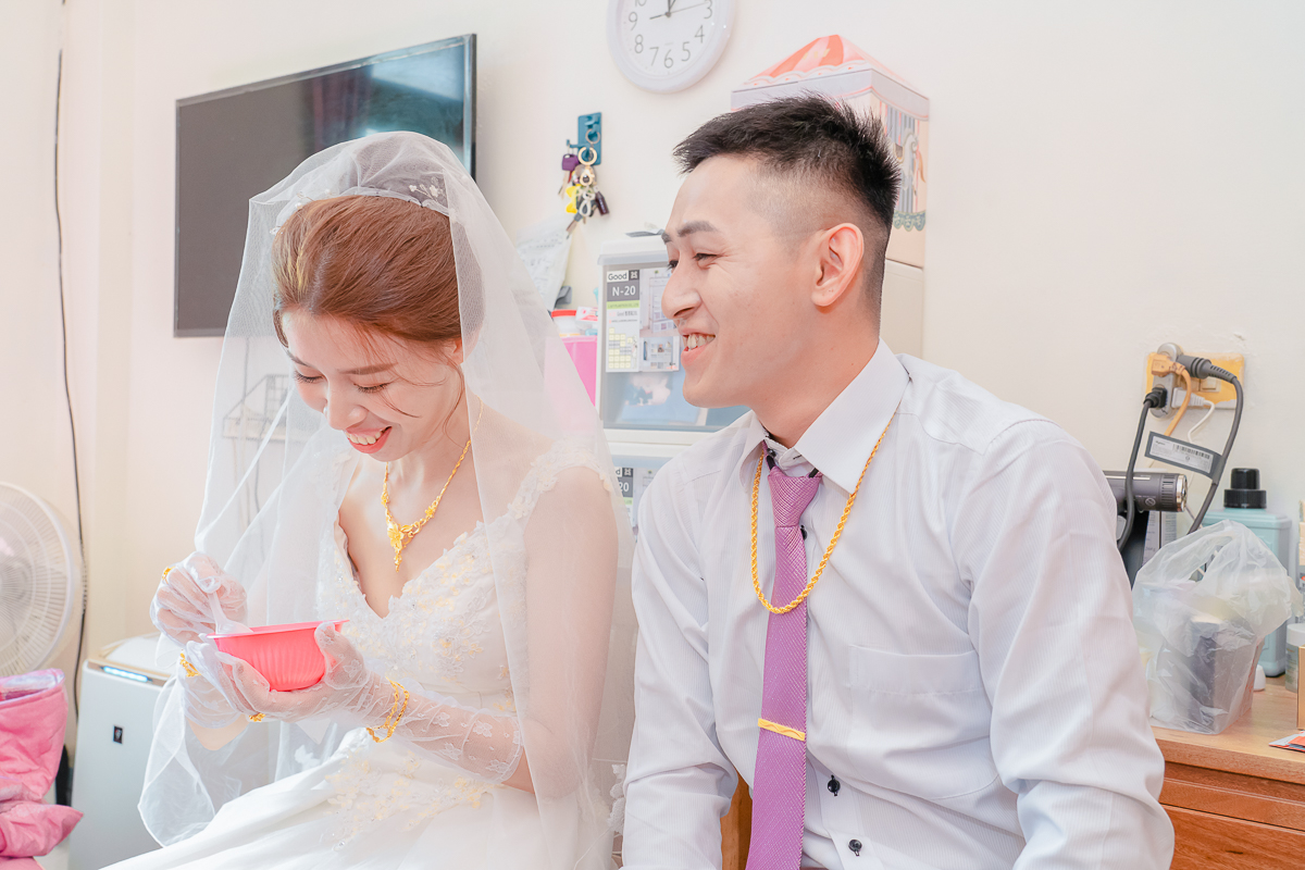 婚禮紀錄、婚攝、婚禮錄影、婚禮拍照、婚錄、婚紗攝影、婚禮攝影師、高雄婚攝、台南婚攝、台中婚攝、台北婚攝、高雄婚錄、台南婚錄
