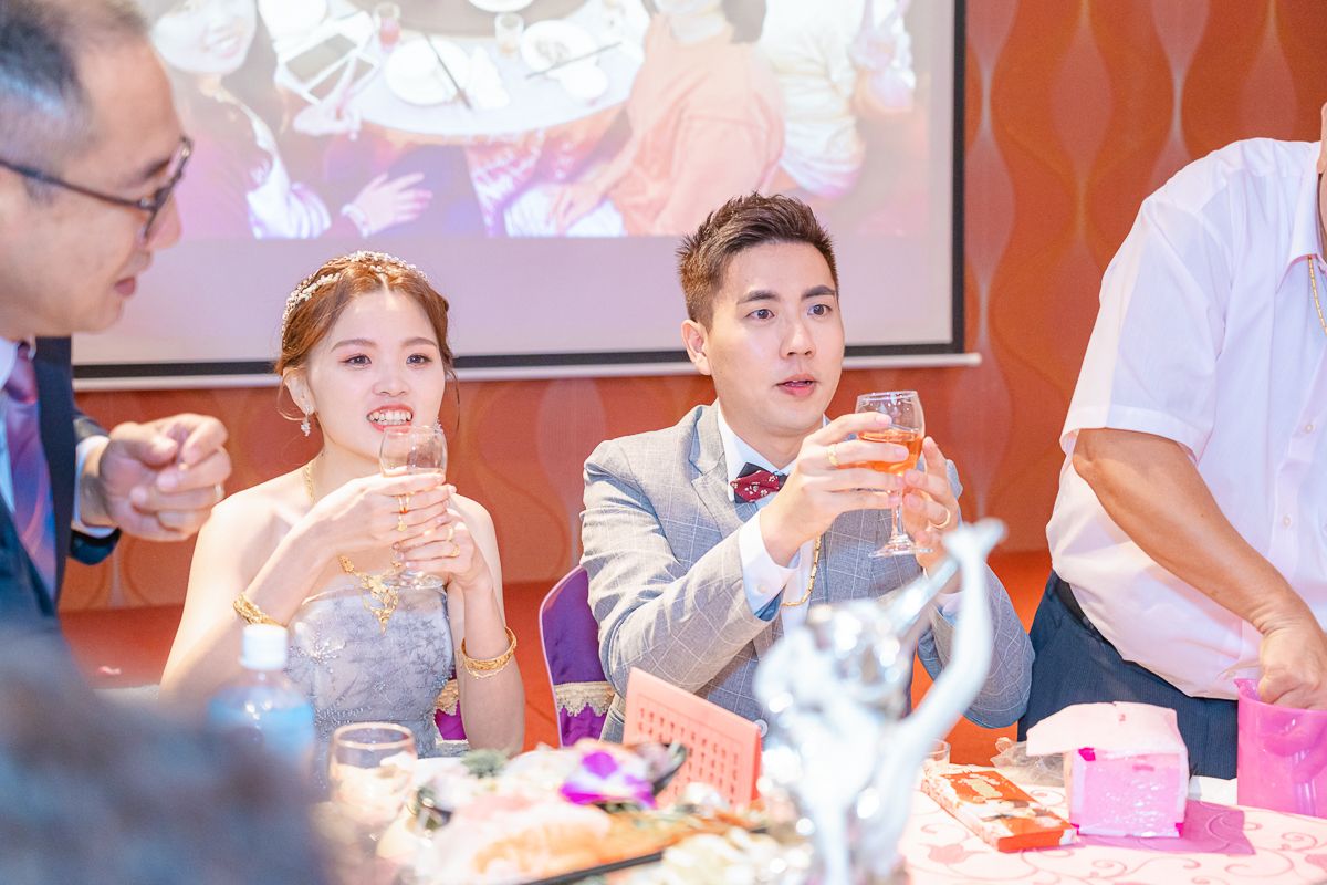 婚禮紀錄、婚攝、婚禮錄影、婚禮拍照、婚錄、婚紗攝影、婚禮攝影師、高雄婚攝、台南婚攝、台中婚攝、台北婚攝、高雄婚錄、台南婚錄