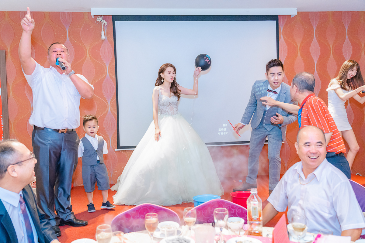 婚禮紀錄、婚攝、婚禮錄影、婚禮拍照、婚錄、婚紗攝影、婚禮攝影師、高雄婚攝、台南婚攝、台中婚攝、台北婚攝、高雄婚錄、台南婚錄