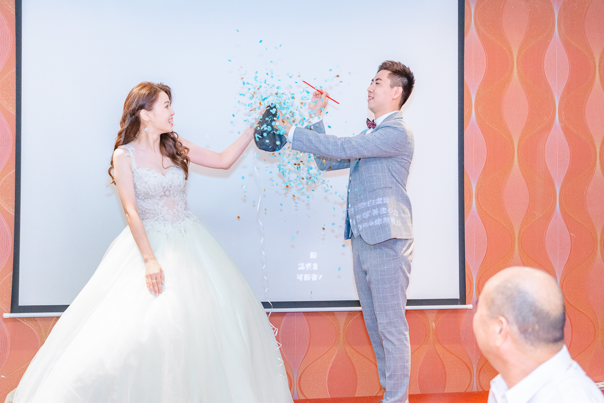 婚禮紀錄、婚攝、婚禮錄影、婚禮拍照、婚錄、婚紗攝影、婚禮攝影師、高雄婚攝、台南婚攝、台中婚攝、台北婚攝、高雄婚錄、台南婚錄