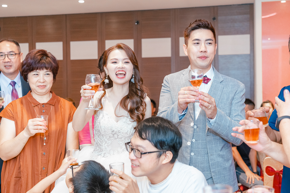 婚禮紀錄、婚攝、婚禮錄影、婚禮拍照、婚錄、婚紗攝影、婚禮攝影師、高雄婚攝、台南婚攝、台中婚攝、台北婚攝、高雄婚錄、台南婚錄