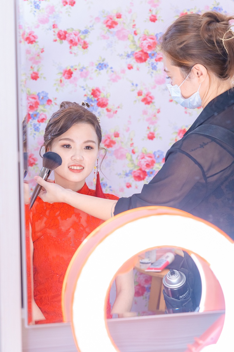 婚禮紀錄、婚攝、婚禮錄影、婚禮拍照、婚錄、婚紗攝影、婚禮攝影師、高雄婚攝、台南婚攝、台中婚攝、台北婚攝、高雄婚錄、台南婚錄