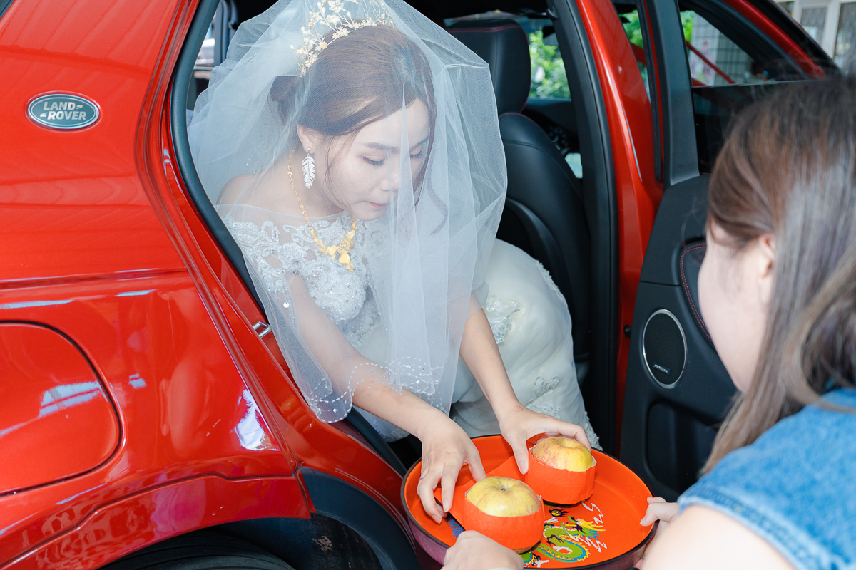 婚禮紀錄、婚攝、婚禮錄影、婚禮拍照、婚錄、婚紗攝影、婚禮攝影師、高雄婚攝、台南婚攝、台中婚攝、台北婚攝、高雄婚錄、台南婚錄