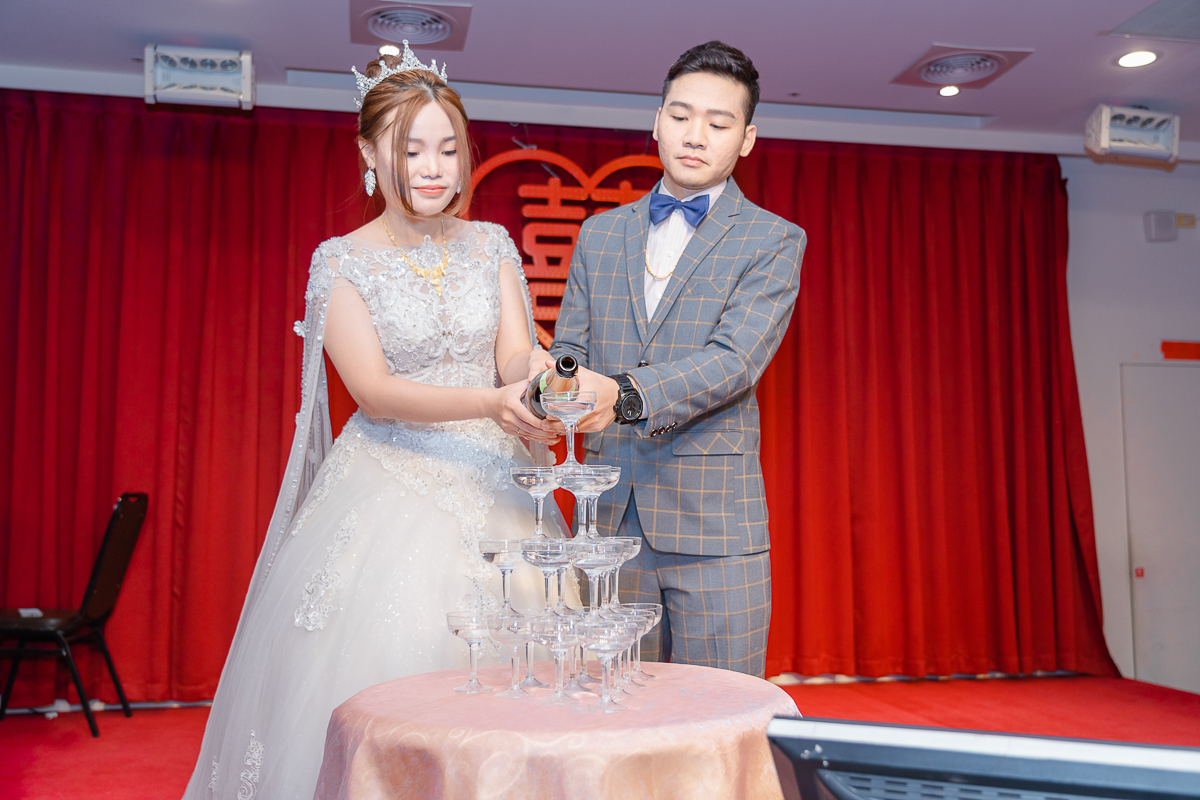 婚禮紀錄、婚攝、婚禮錄影、婚禮拍照、婚錄、婚紗攝影、婚禮攝影師、高雄婚攝、台南婚攝、台中婚攝、台北婚攝、高雄婚錄、台南婚錄