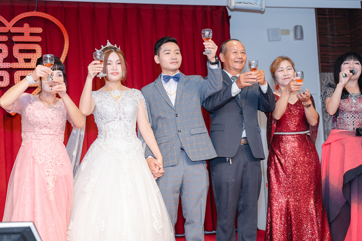 婚禮紀錄、婚攝、婚禮錄影、婚禮拍照、婚錄、婚紗攝影、婚禮攝影師、高雄婚攝、台南婚攝、台中婚攝、台北婚攝、高雄婚錄、台南婚錄