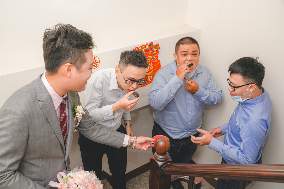 婚禮紀錄、婚攝、婚禮錄影、婚禮拍照、婚錄、婚紗攝影、婚禮攝影師、高雄婚攝、台南婚攝、台中婚攝、台北婚攝、高雄婚錄、台南婚錄