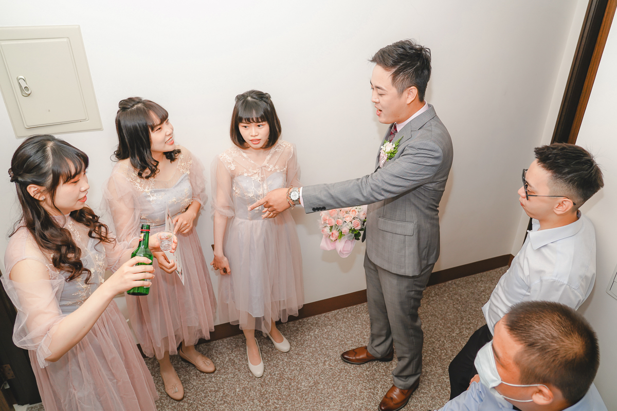 婚禮紀錄、婚攝、婚禮錄影、婚禮拍照、婚錄、婚紗攝影、婚禮攝影師、高雄婚攝、台南婚攝、台中婚攝、台北婚攝、高雄婚錄、台南婚錄