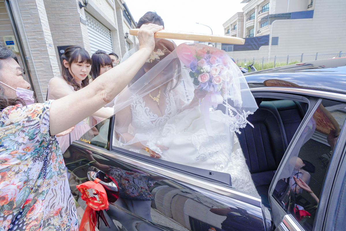 婚禮紀錄、婚攝、婚禮錄影、婚禮拍照、婚錄、婚紗攝影、婚禮攝影師、高雄婚攝、台南婚攝、台中婚攝、台北婚攝、高雄婚錄、台南婚錄