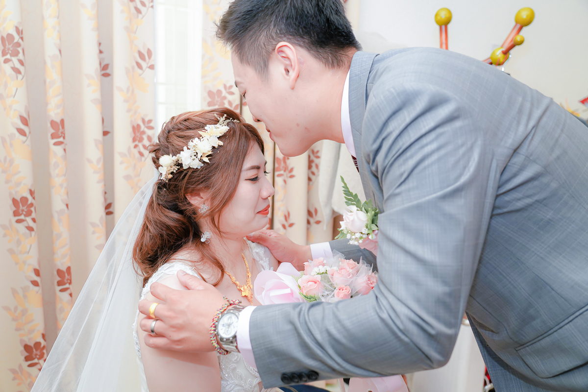 婚禮紀錄、婚攝、婚禮錄影、婚禮拍照、婚錄、婚紗攝影、婚禮攝影師、高雄婚攝、台南婚攝、台中婚攝、台北婚攝、高雄婚錄、台南婚錄
