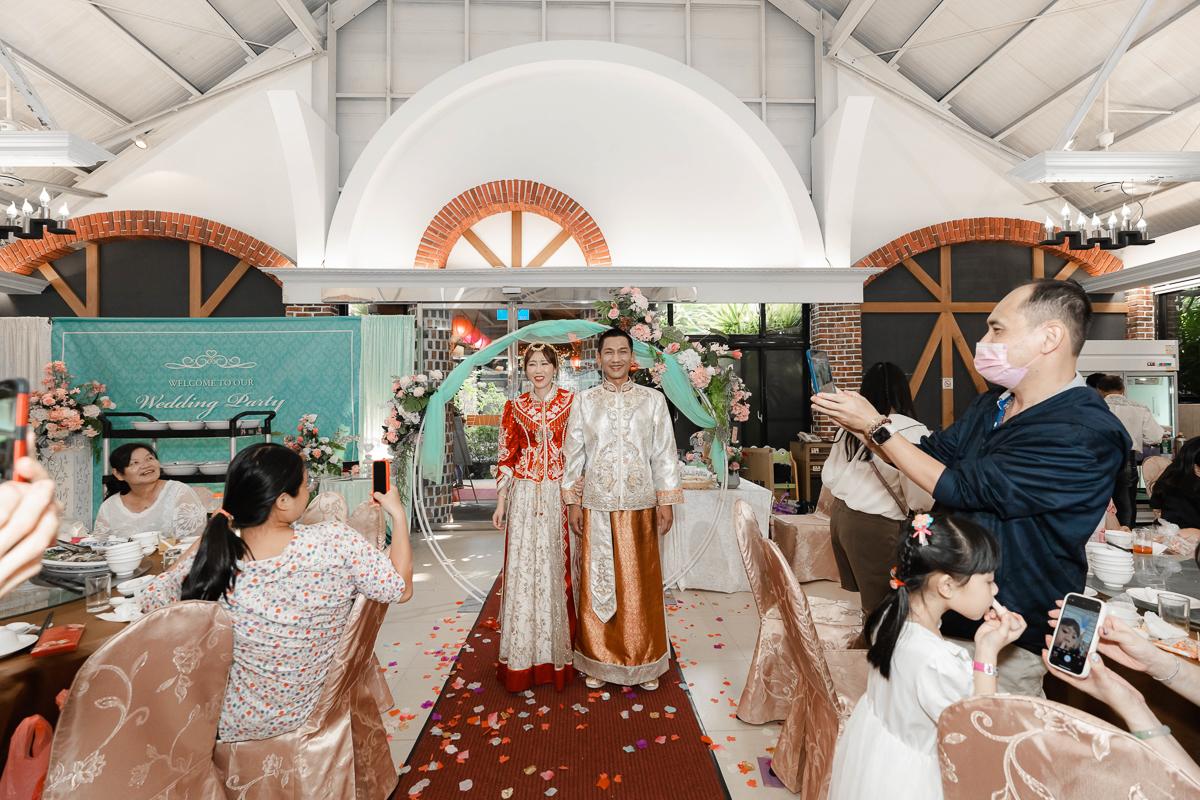 婚禮紀錄、婚攝、婚禮錄影、婚禮拍照、婚錄、婚紗攝影、婚禮攝影師、高雄婚攝、台南婚攝、台中婚攝、台北婚攝、高雄婚錄、台南婚錄