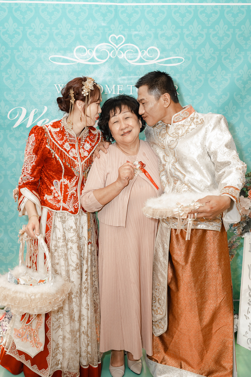 婚禮紀錄、婚攝、婚禮錄影、婚禮拍照、婚錄、婚紗攝影、婚禮攝影師、高雄婚攝、台南婚攝、台中婚攝、台北婚攝、高雄婚錄、台南婚錄