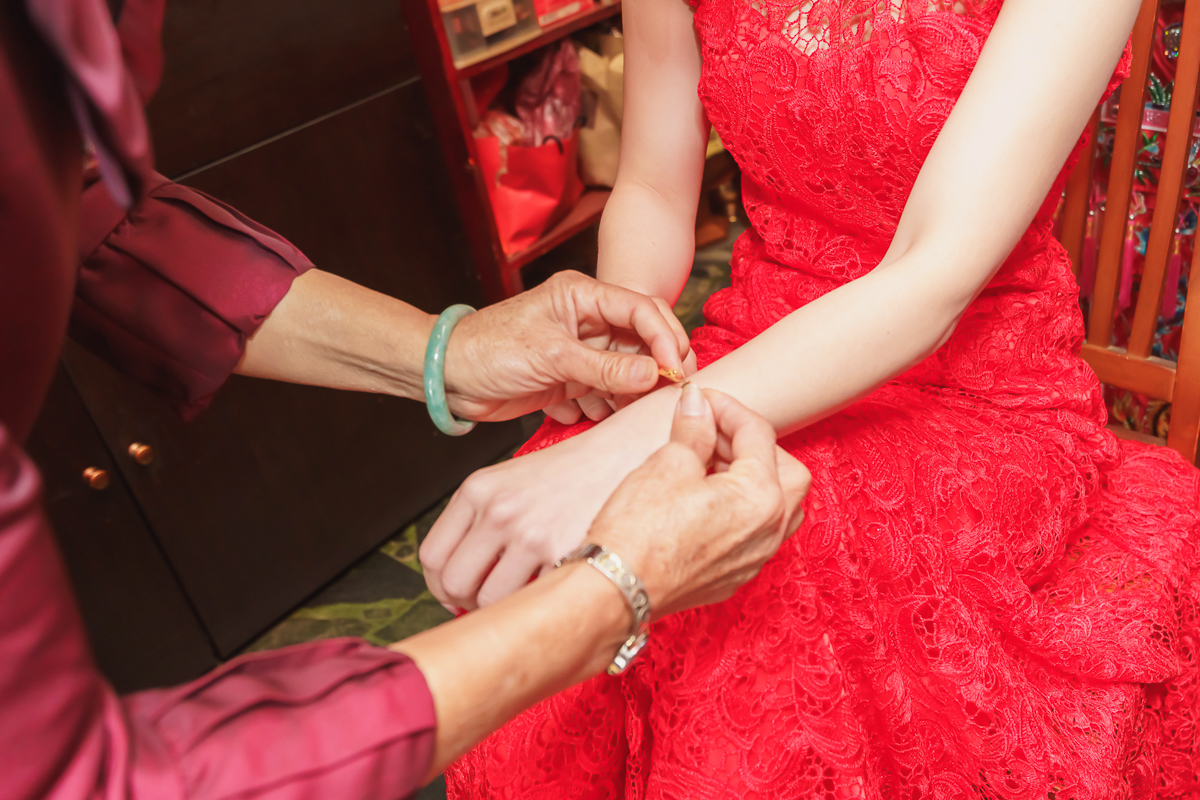 婚禮紀錄、婚攝、婚禮錄影、婚禮拍照、婚錄、婚紗攝影、婚禮攝影師、高雄婚攝、台南婚攝、台中婚攝、台北婚攝、高雄婚錄、台南婚錄