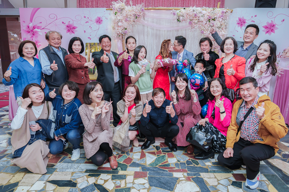 婚禮紀錄、婚攝、婚禮錄影、婚禮拍照、婚錄、婚紗攝影、婚禮攝影師、高雄婚攝、台南婚攝、台中婚攝、台北婚攝、高雄婚錄、台南婚錄