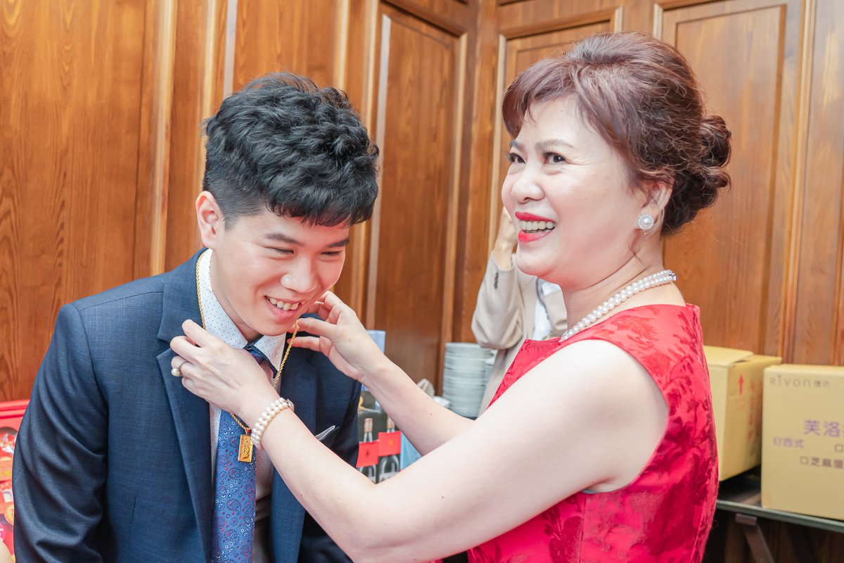 婚禮紀錄、婚攝、婚禮錄影、婚禮拍照、婚錄、婚紗攝影、婚禮攝影師、高雄婚攝、台南婚攝、台中婚攝、台北婚攝、高雄婚錄、台南婚錄