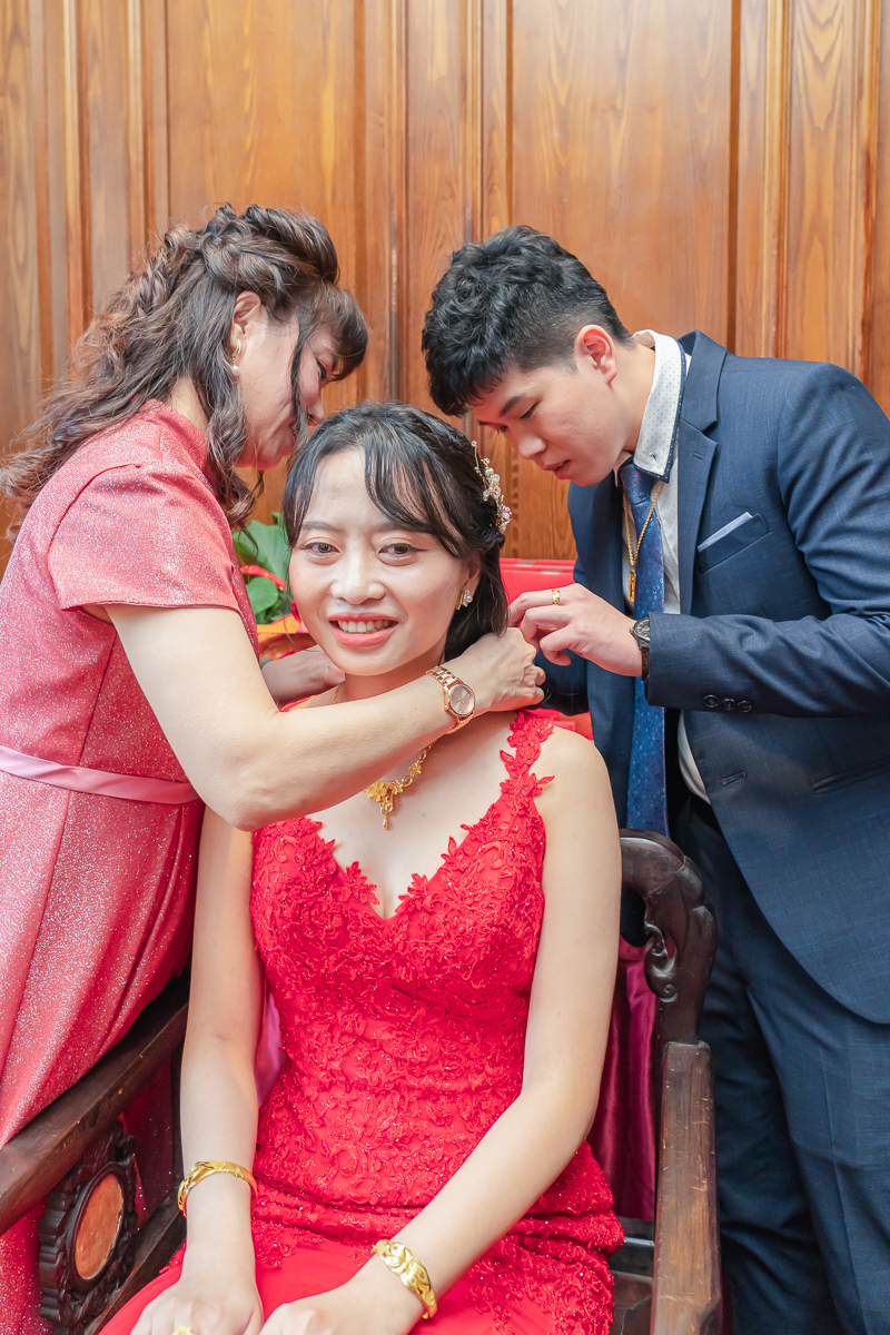 婚禮紀錄、婚攝、婚禮錄影、婚禮拍照、婚錄、婚紗攝影、婚禮攝影師、高雄婚攝、台南婚攝、台中婚攝、台北婚攝、高雄婚錄、台南婚錄