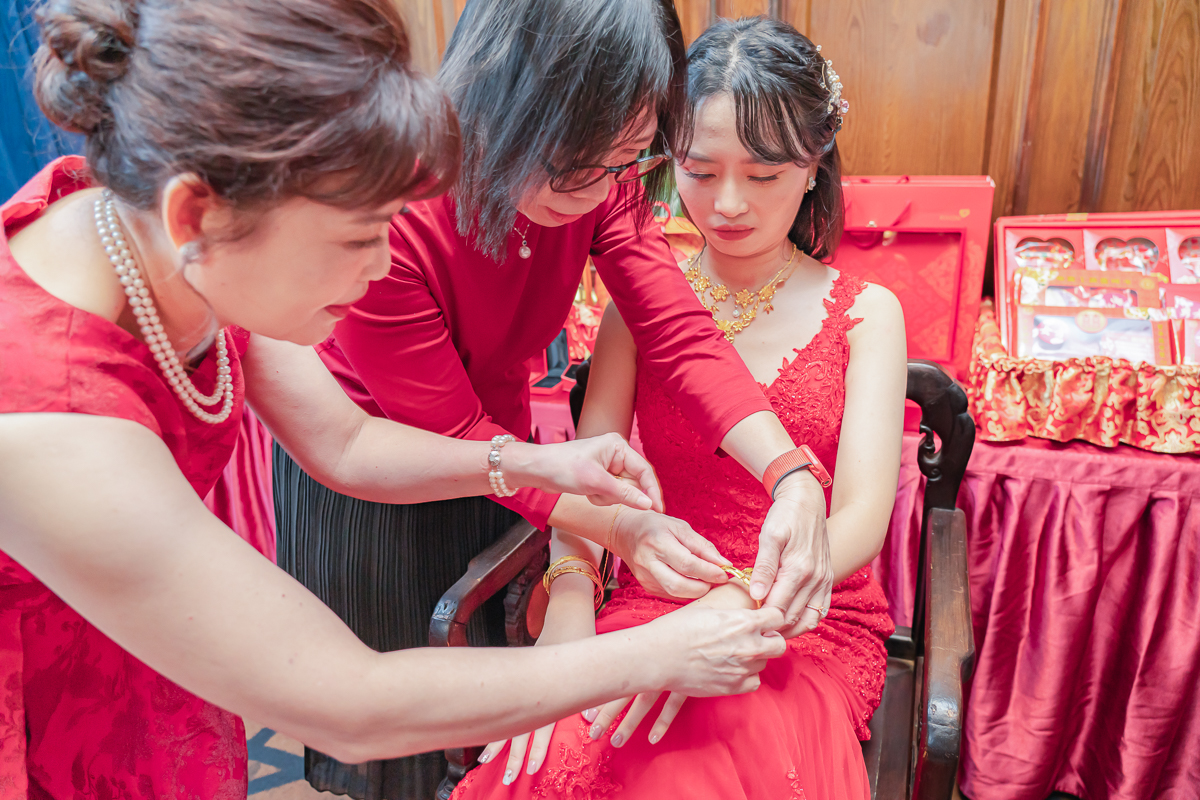 婚禮紀錄、婚攝、婚禮錄影、婚禮拍照、婚錄、婚紗攝影、婚禮攝影師、高雄婚攝、台南婚攝、台中婚攝、台北婚攝、高雄婚錄、台南婚錄