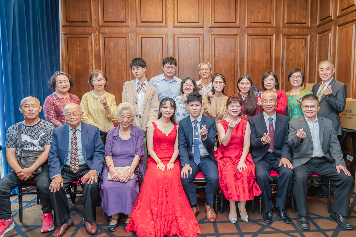 婚禮紀錄、婚攝、婚禮錄影、婚禮拍照、婚錄、婚紗攝影、婚禮攝影師、高雄婚攝、台南婚攝、台中婚攝、台北婚攝、高雄婚錄、台南婚錄