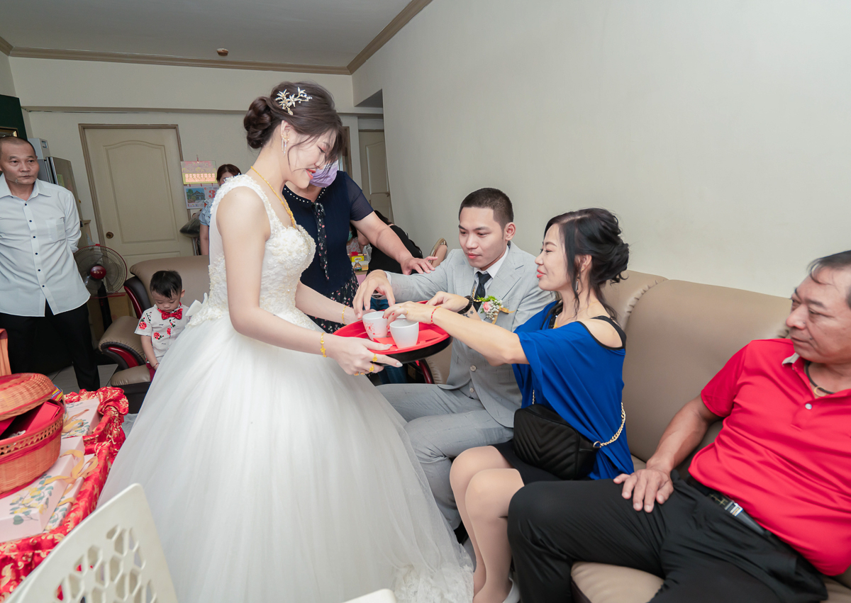 婚禮紀錄、婚攝、婚禮錄影、婚禮拍照、婚錄、婚紗攝影、婚禮攝影師、高雄婚攝、台南婚攝、台中婚攝、台北婚攝、高雄婚錄、台南婚錄