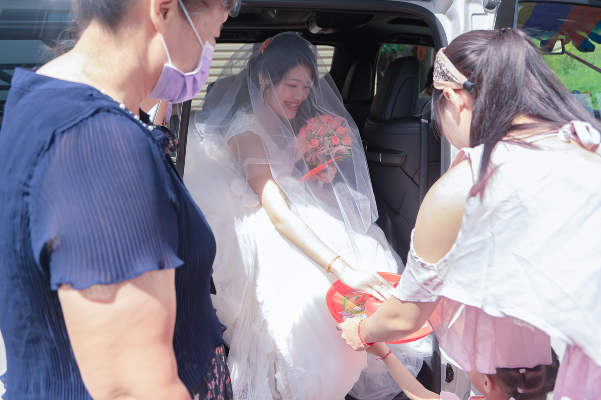 婚禮紀錄、婚攝、婚禮錄影、婚禮拍照、婚錄、婚紗攝影、婚禮攝影師、高雄婚攝、台南婚攝、台中婚攝、台北婚攝、高雄婚錄、台南婚錄