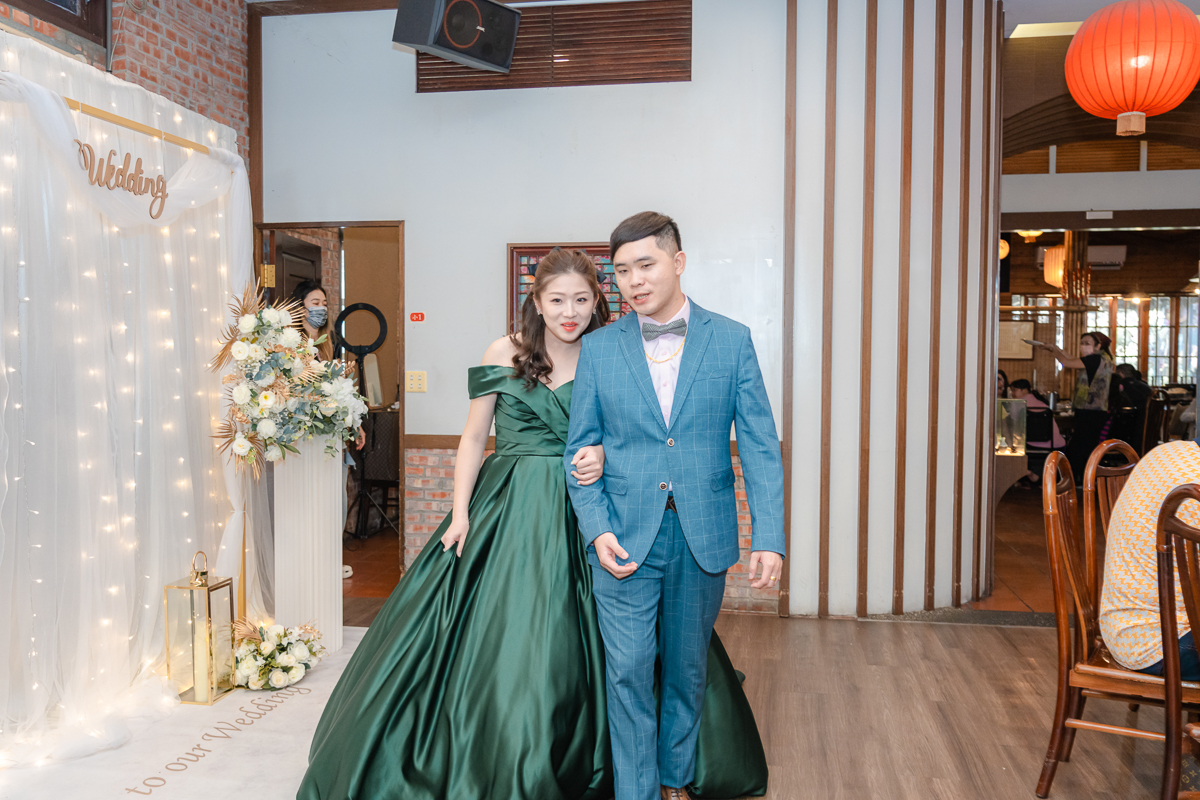 婚禮紀錄、婚攝、婚禮錄影、婚禮拍照、婚錄、婚紗攝影、婚禮攝影師、高雄婚攝、台南婚攝、台中婚攝、台北婚攝、高雄婚錄、台南婚錄