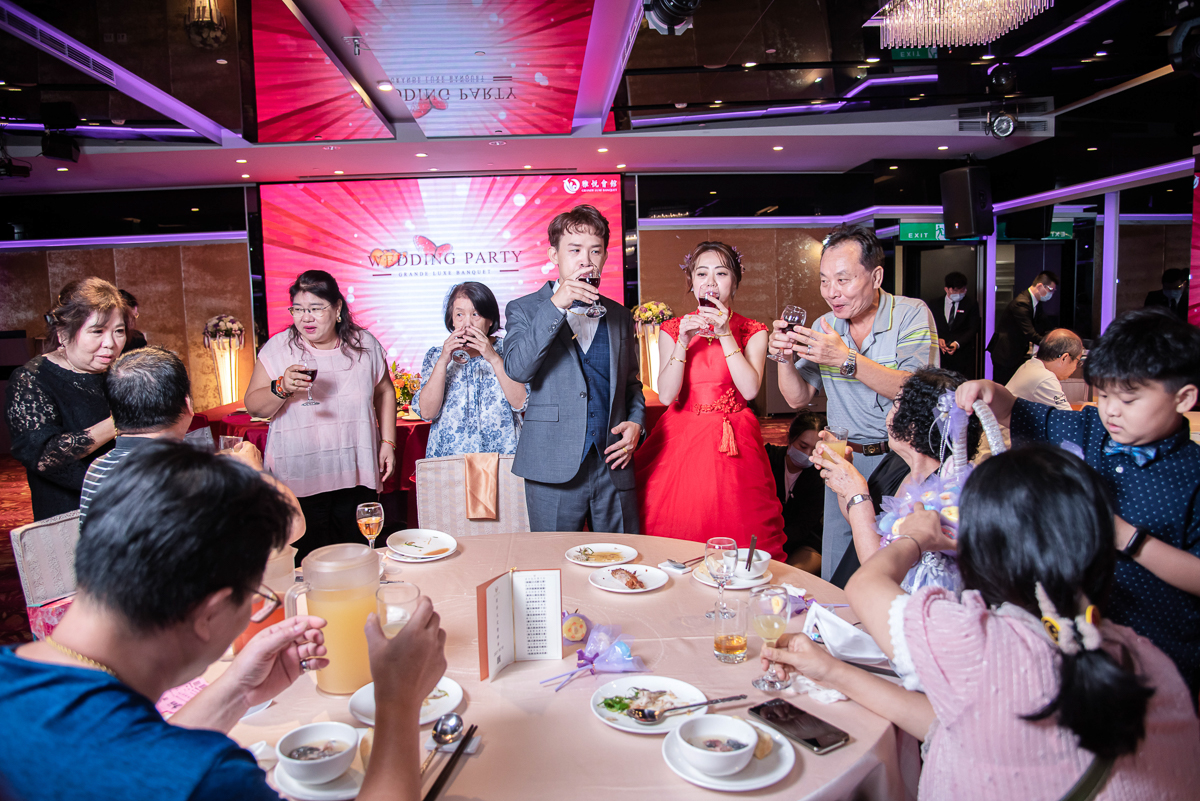 婚禮紀錄、婚攝、婚禮錄影、婚禮拍照、婚錄、婚紗攝影、婚禮攝影師、高雄婚攝、台南婚攝、台中婚攝、台北婚攝、高雄婚錄、台南婚錄