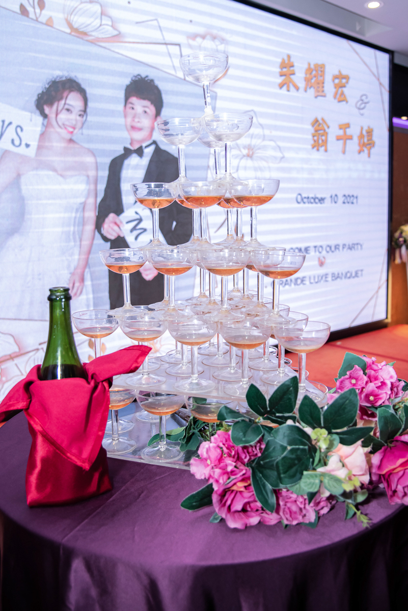 婚禮紀錄、婚攝、婚禮錄影、婚禮拍照、婚錄、婚紗攝影、婚禮攝影師、高雄婚攝、台南婚攝、台中婚攝、台北婚攝、高雄婚錄、台南婚錄