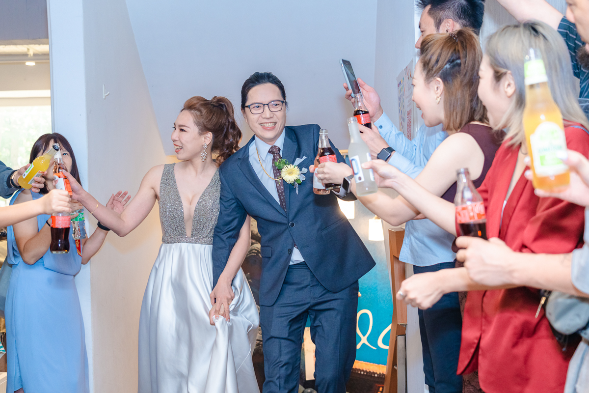 婚禮紀錄、婚攝、婚禮錄影、婚禮拍照、婚錄、婚紗攝影、婚禮攝影師、高雄婚攝、台南婚攝、台中婚攝、台北婚攝、高雄婚錄、台南婚錄