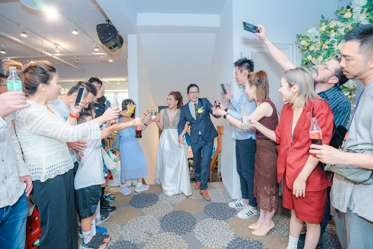 婚禮紀錄、婚攝、婚禮錄影、婚禮拍照、婚錄、婚紗攝影、婚禮攝影師、高雄婚攝、台南婚攝、台中婚攝、台北婚攝、高雄婚錄、台南婚錄