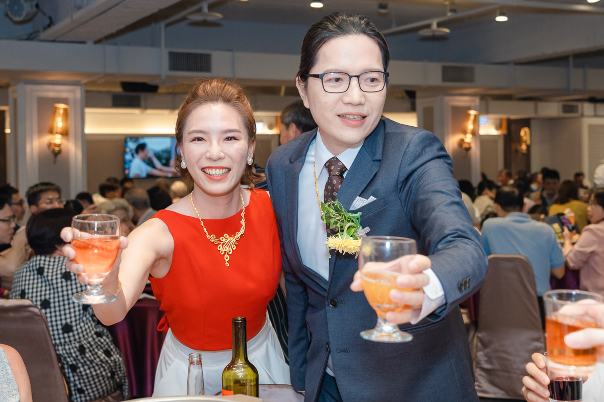 婚禮紀錄、婚攝、婚禮錄影、婚禮拍照、婚錄、婚紗攝影、婚禮攝影師、高雄婚攝、台南婚攝、台中婚攝、台北婚攝、高雄婚錄、台南婚錄