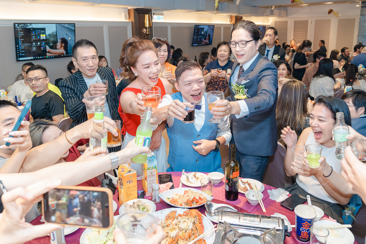 婚禮紀錄、婚攝、婚禮錄影、婚禮拍照、婚錄、婚紗攝影、婚禮攝影師、高雄婚攝、台南婚攝、台中婚攝、台北婚攝、高雄婚錄、台南婚錄