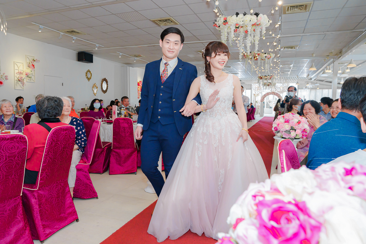 婚禮紀錄、婚攝、婚禮錄影、婚禮拍照、婚錄、婚紗攝影、婚禮攝影師、高雄婚攝、台南婚攝、台中婚攝、台北婚攝、高雄婚錄、台南婚錄