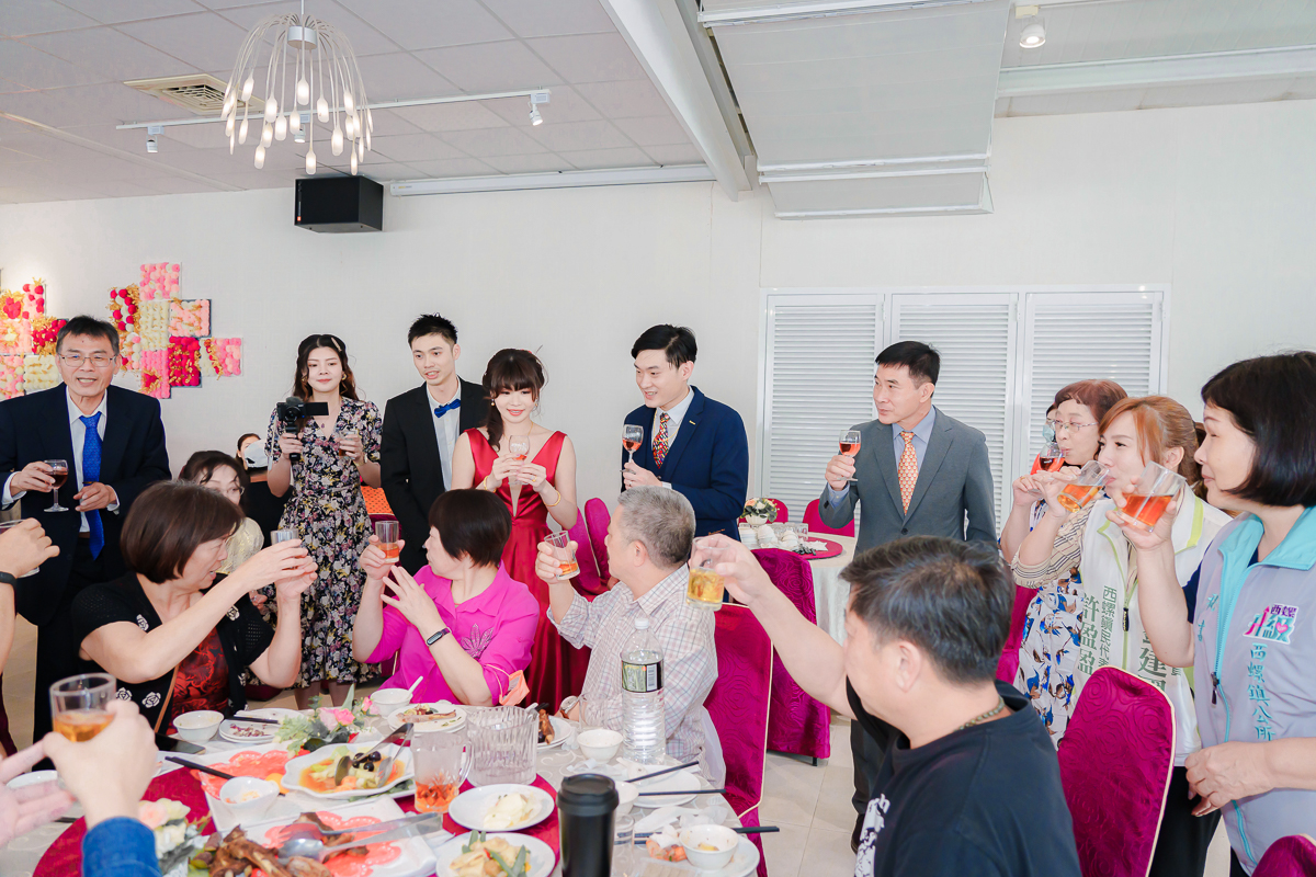 婚禮紀錄、婚攝、婚禮錄影、婚禮拍照、婚錄、婚紗攝影、婚禮攝影師、高雄婚攝、台南婚攝、台中婚攝、台北婚攝、高雄婚錄、台南婚錄