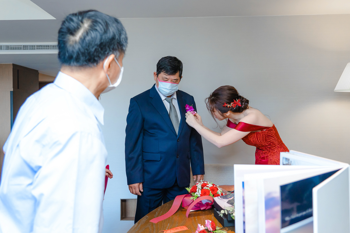 婚禮紀錄、婚攝、婚禮錄影、婚禮拍照、婚錄、婚紗攝影、婚禮攝影師、高雄婚攝、台南婚攝、台中婚攝、台北婚攝、高雄婚錄、台南婚錄