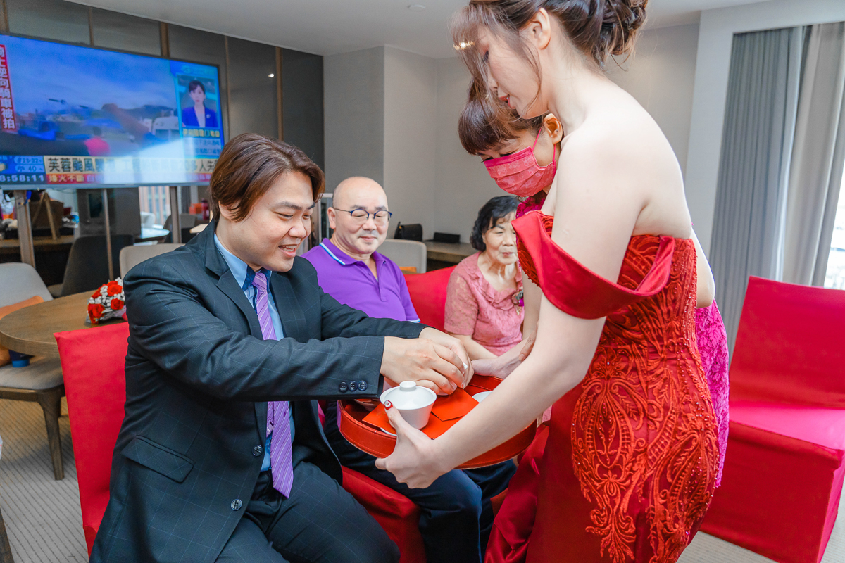 婚禮紀錄、婚攝、婚禮錄影、婚禮拍照、婚錄、婚紗攝影、婚禮攝影師、高雄婚攝、台南婚攝、台中婚攝、台北婚攝、高雄婚錄、台南婚錄