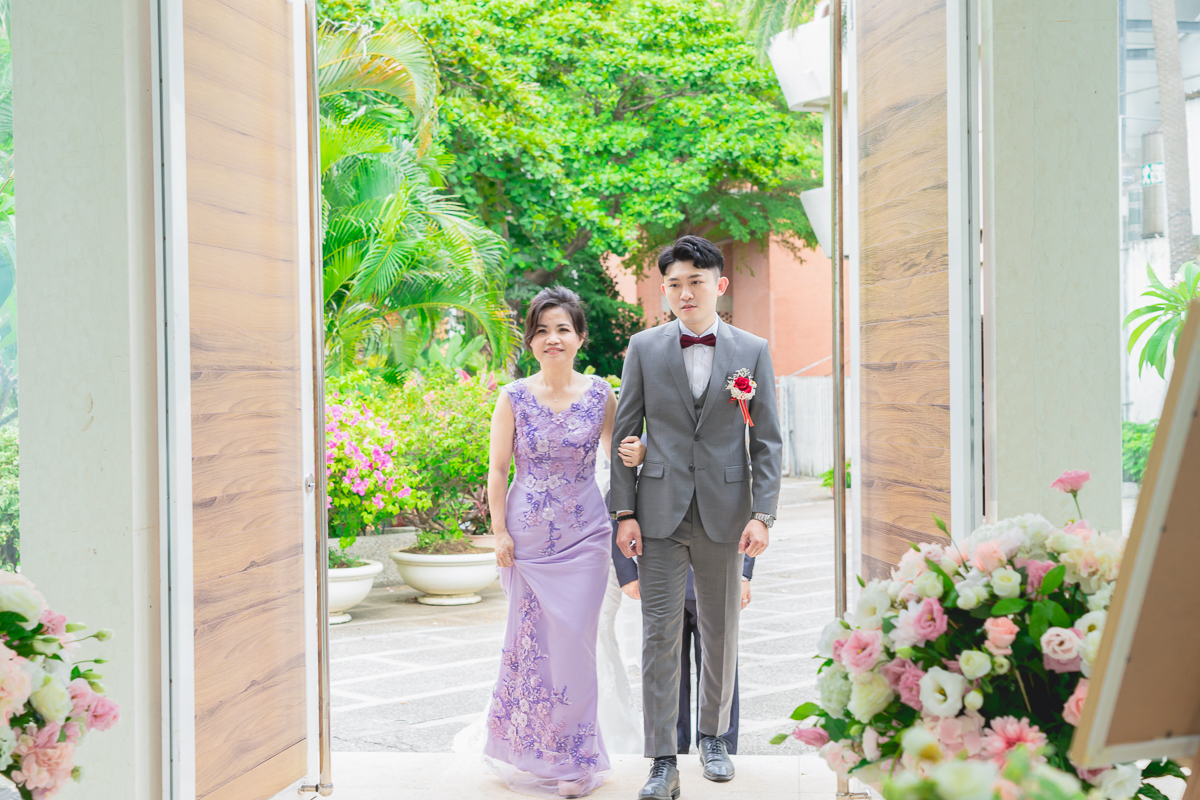 婚禮紀錄、婚攝、婚禮錄影、婚禮拍照、婚錄、婚紗攝影、婚禮攝影師、高雄婚攝、台南婚攝、台中婚攝、台北婚攝、高雄婚錄、台南婚錄