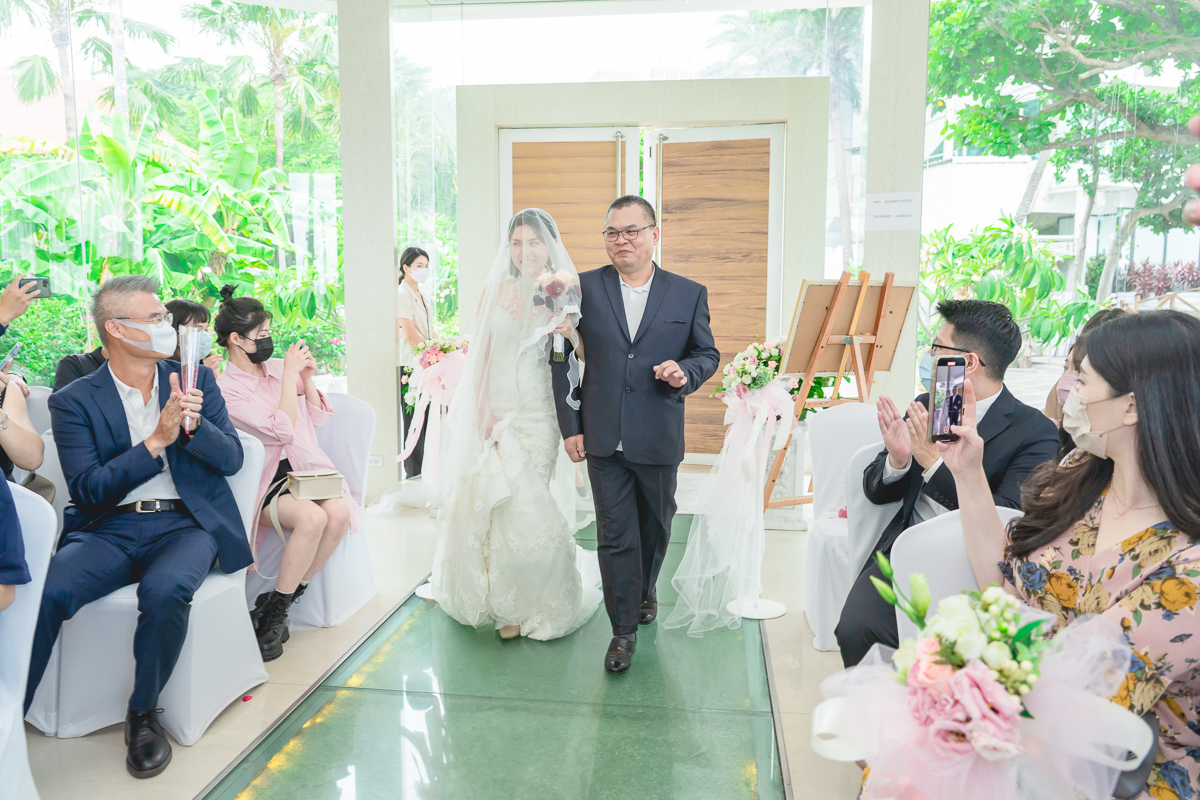婚禮紀錄、婚攝、婚禮錄影、婚禮拍照、婚錄、婚紗攝影、婚禮攝影師、高雄婚攝、台南婚攝、台中婚攝、台北婚攝、高雄婚錄、台南婚錄