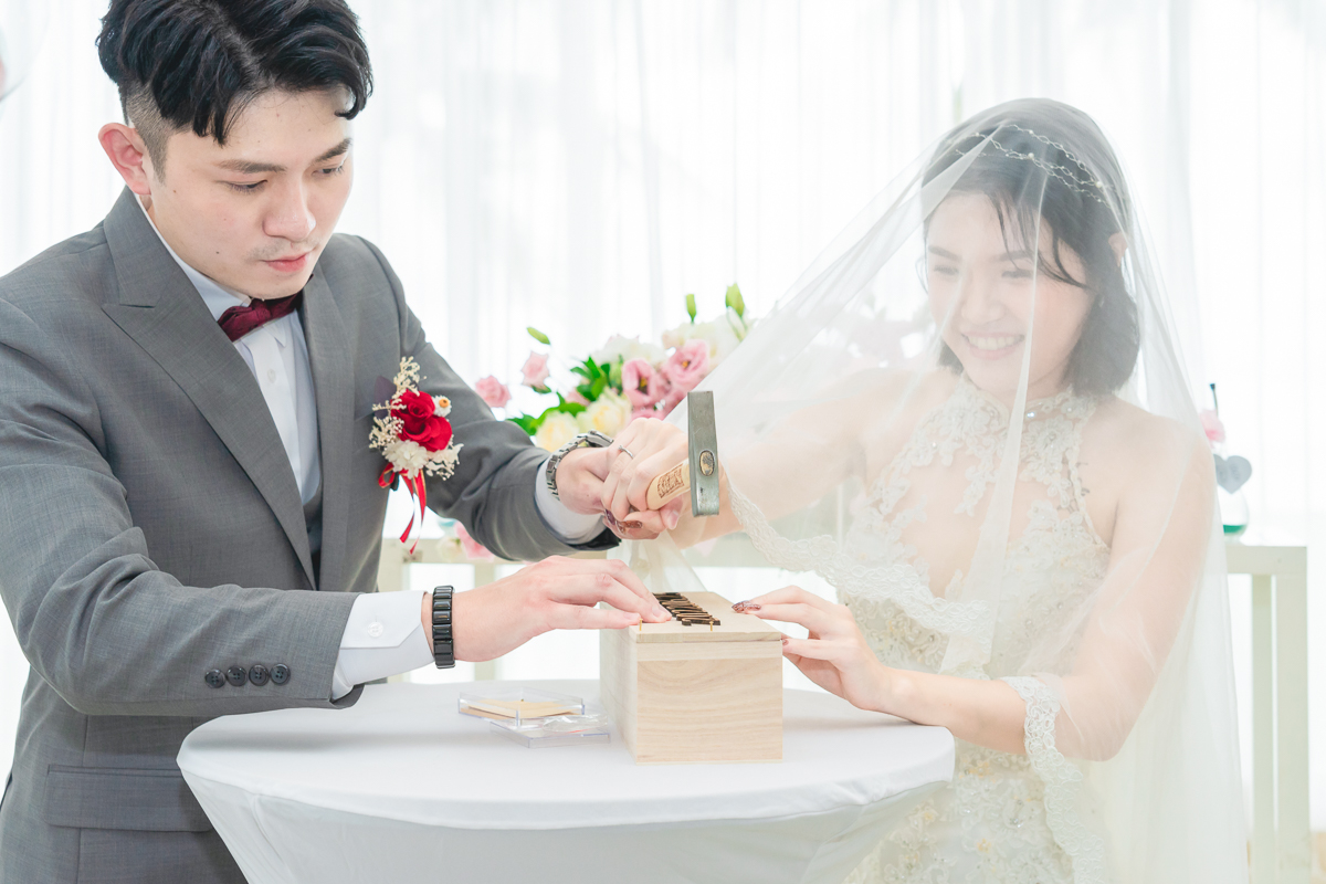 婚禮紀錄、婚攝、婚禮錄影、婚禮拍照、婚錄、婚紗攝影、婚禮攝影師、高雄婚攝、台南婚攝、台中婚攝、台北婚攝、高雄婚錄、台南婚錄