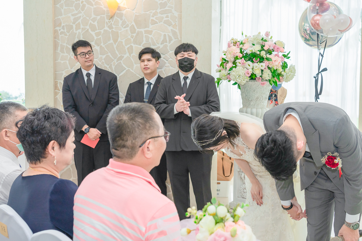 婚禮紀錄、婚攝、婚禮錄影、婚禮拍照、婚錄、婚紗攝影、婚禮攝影師、高雄婚攝、台南婚攝、台中婚攝、台北婚攝、高雄婚錄、台南婚錄